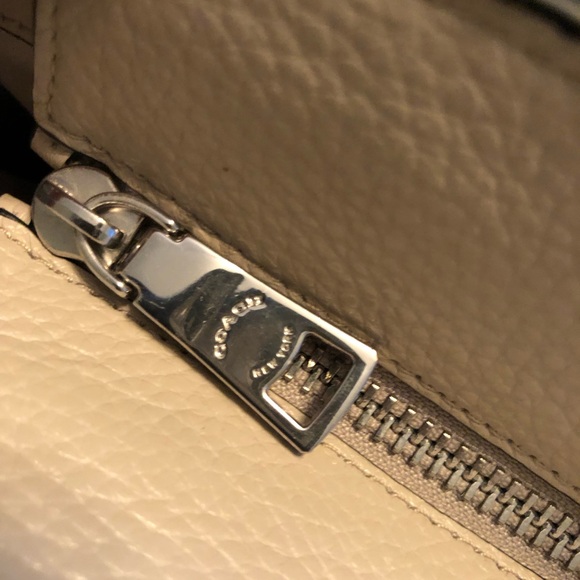 COACH Lane Bucket Bag In Colorblock Griege Navy Chainlink Turnlock - Picture 13 of 16